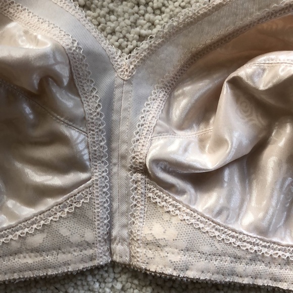 NWOT Playtex 18 Hour Ultimate Comfort Strap support plus bra - Picture 6 of 14